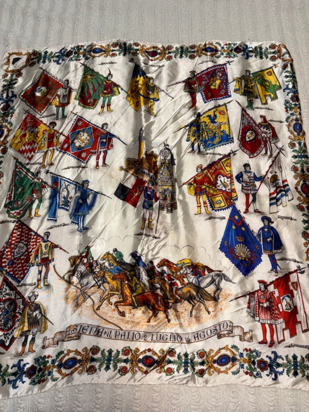VTG SIENA IL PALIO Horse Race Equestrian Italian Souvenir Scarf Flag Unisex